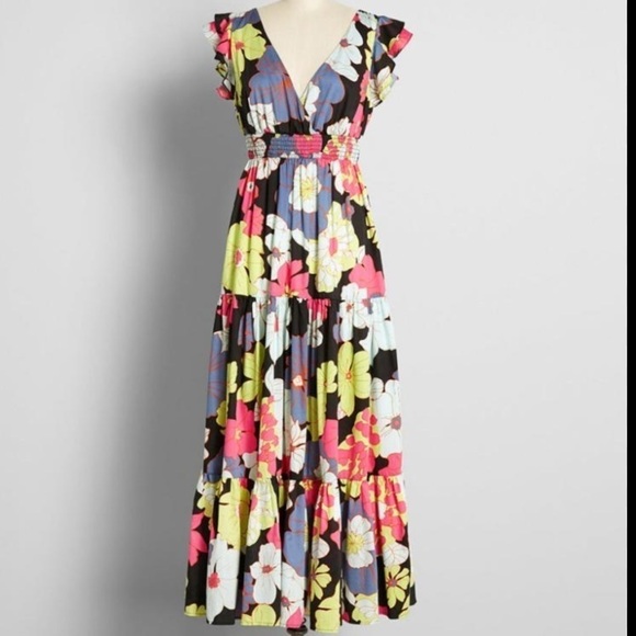ModCloth Honolulu floral black ruffle cap sleeve tiered maxi dress small new - Picture 1 of 10